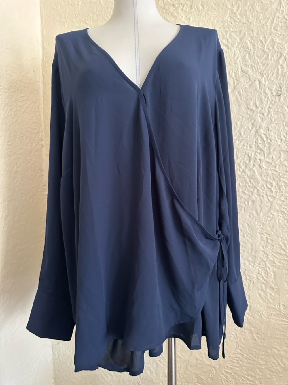 Pleione Dark Blue Chiffon Surplice Neck Blouse Top NWT 2X